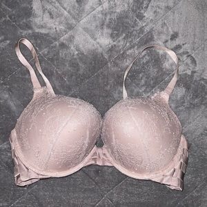 Victoria’s Secret Bombshell Plunge Bra